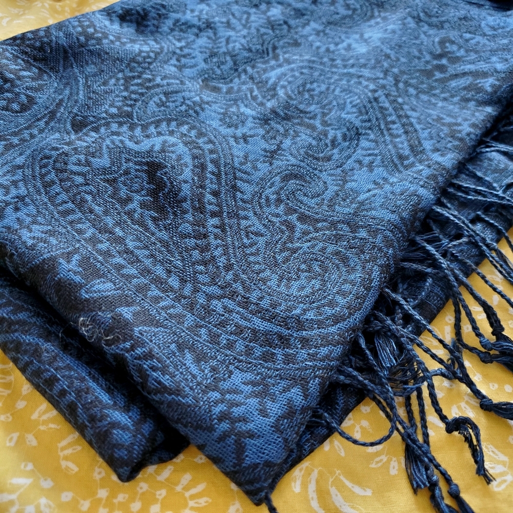 DressBarn scarf/shawl